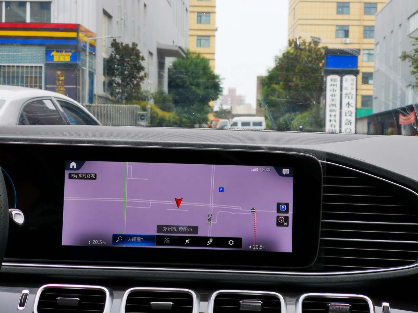 AG博鱼官方网站在车载玻璃上的运用